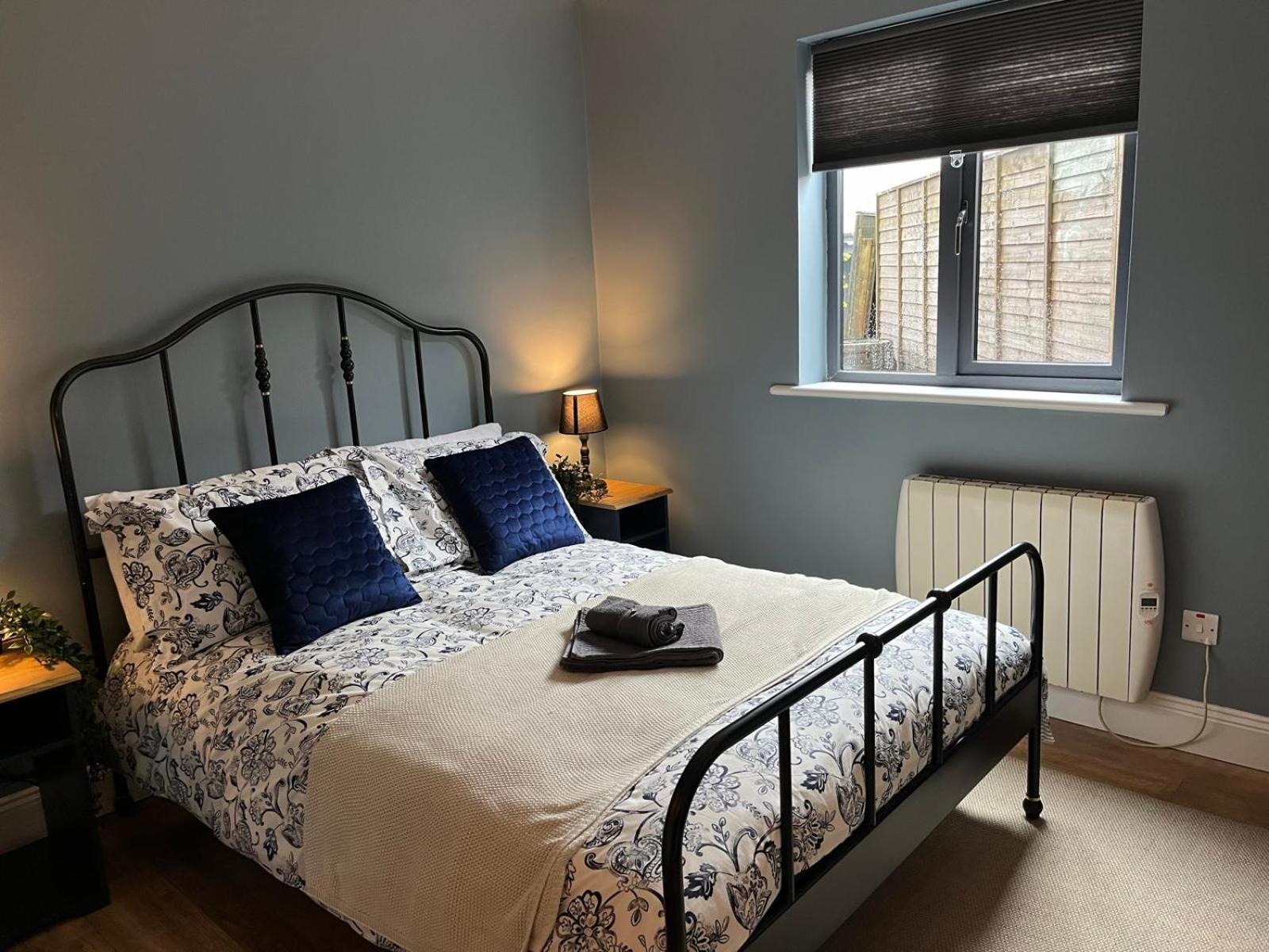 Appartamento Woodquay Mews Galway Esterno foto